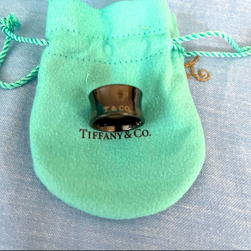Tiffany titanium ring size 6 New
